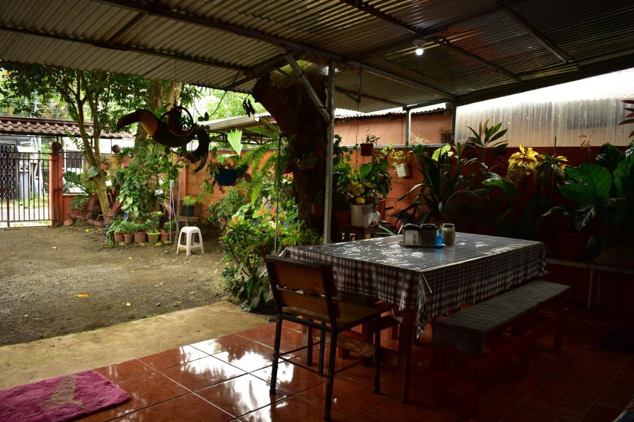 Casa Quepos Exterior foto